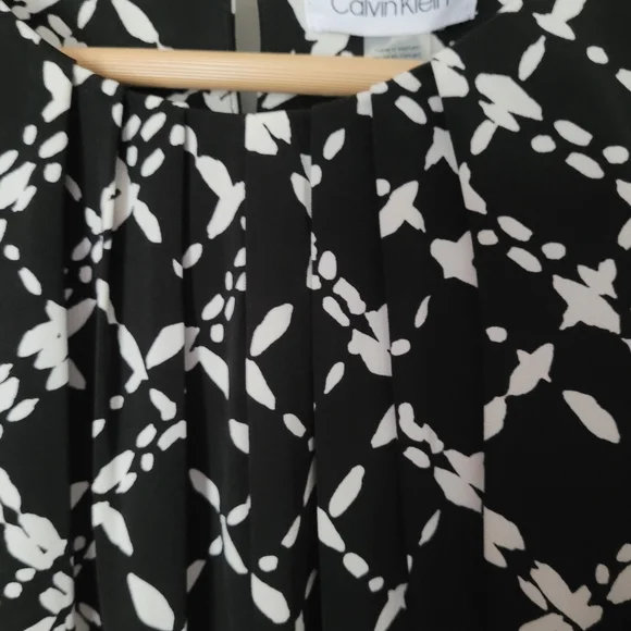 New Calvin Klein Top Petite M - Picture 3 of 9